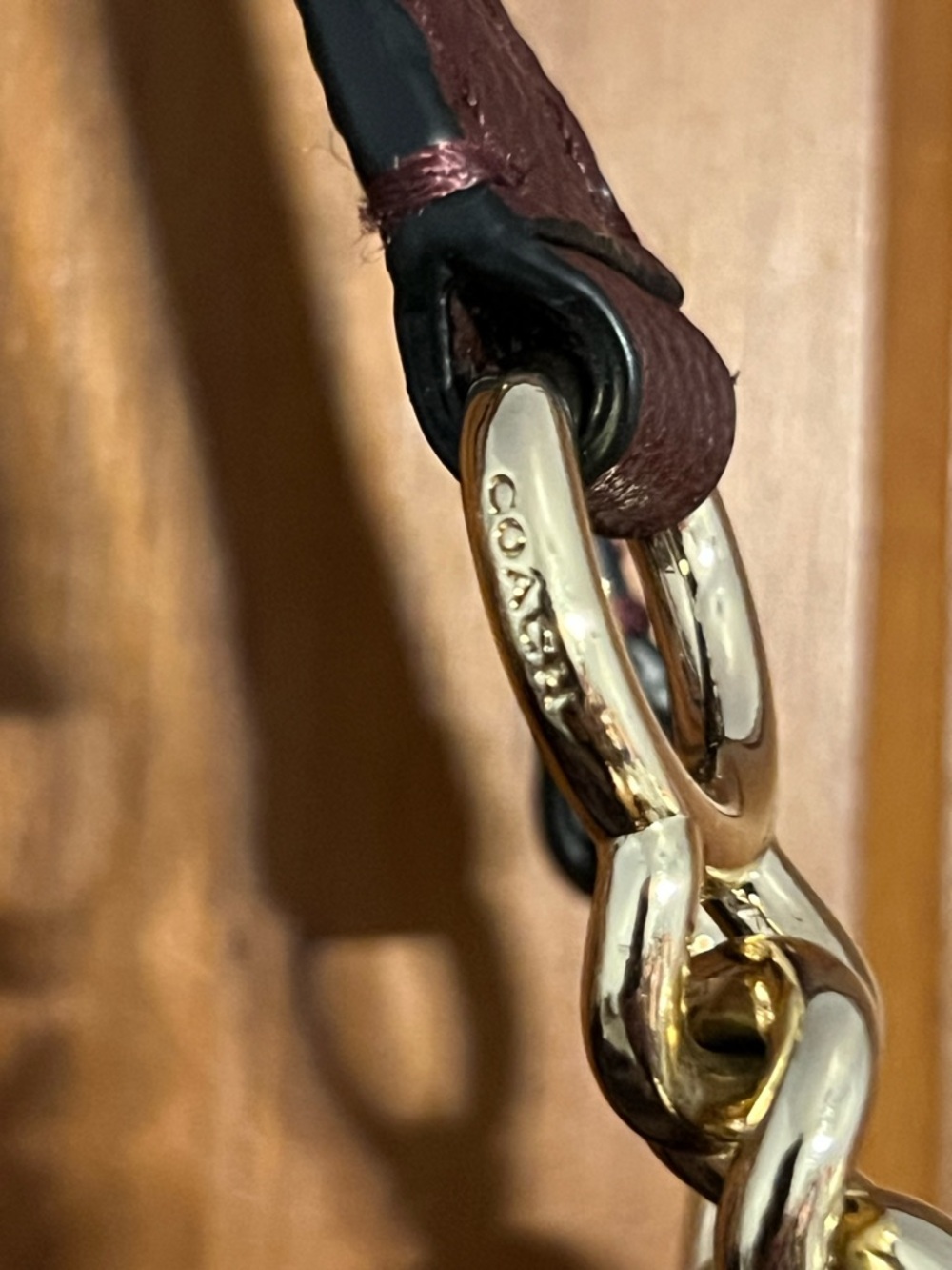 Coach Edie Turnlock Shoulder Bag Burgundy Pebbled Leather Gold Chain Strap EUC - Picture 9 of 16